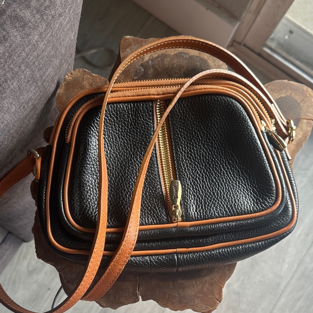 Valentina Black and Tan Crossbody Bag